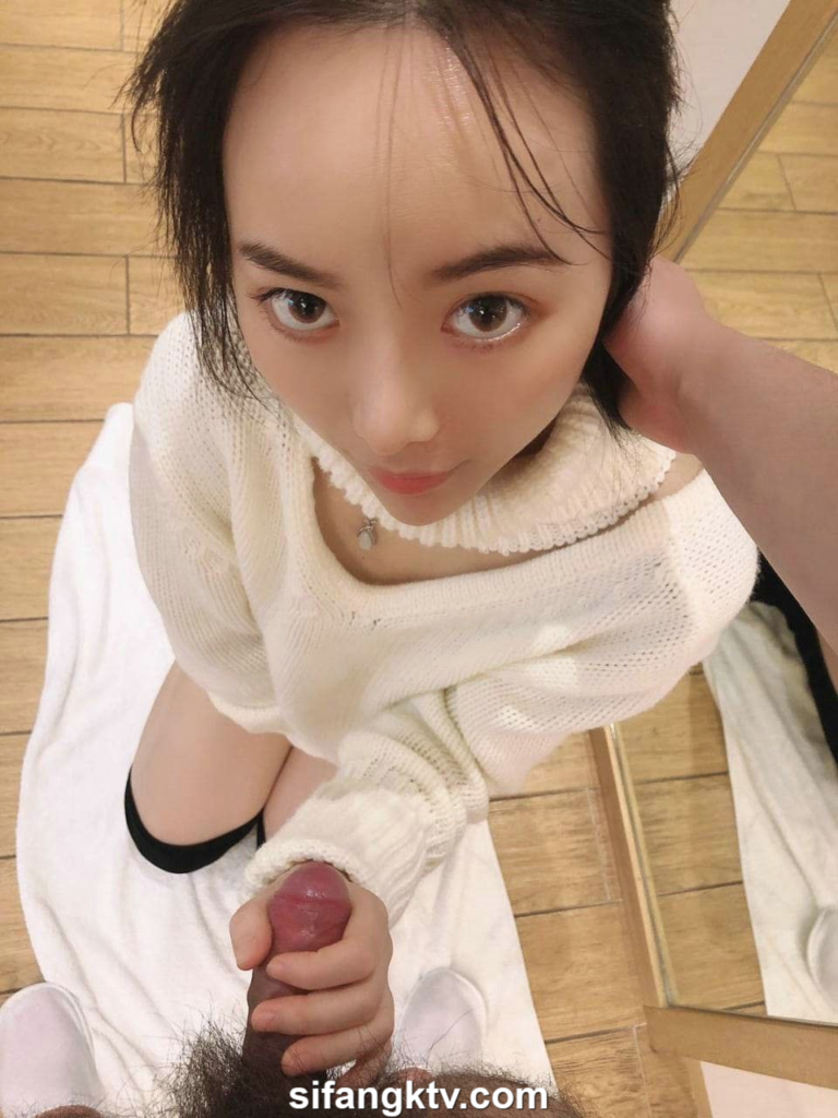 传媒学校校花朱姝君背着男友跟富二代开房